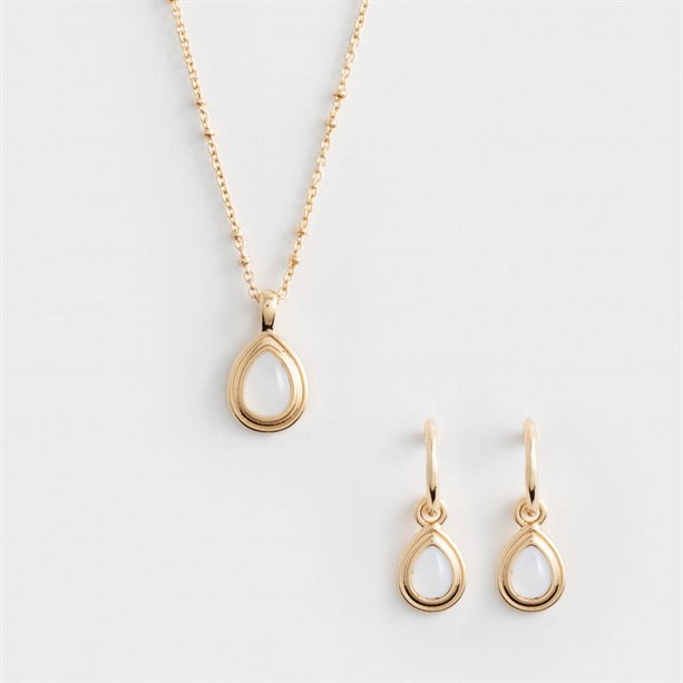 Set di collana e orecchini Olive placcati oro con pendenti a goccia in pietra traslucida, un bijoux classico e intramontabile perfetto per aggiungere un tocco di classe. - 0 | Avon