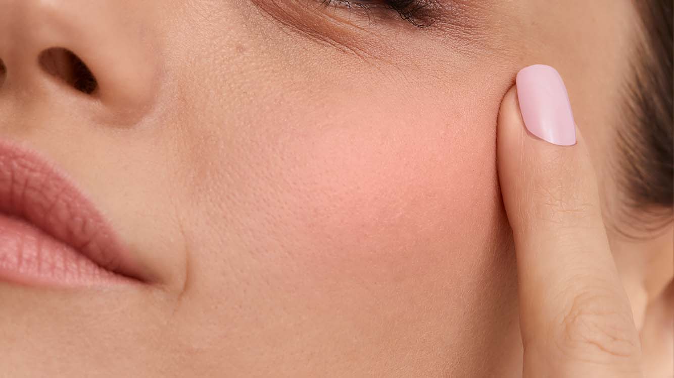 Come applicare il blush.